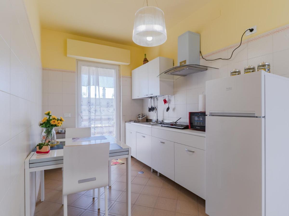 Salento 4 Stars - Blue & Yellow Squinzano ภายนอก รูปภาพ